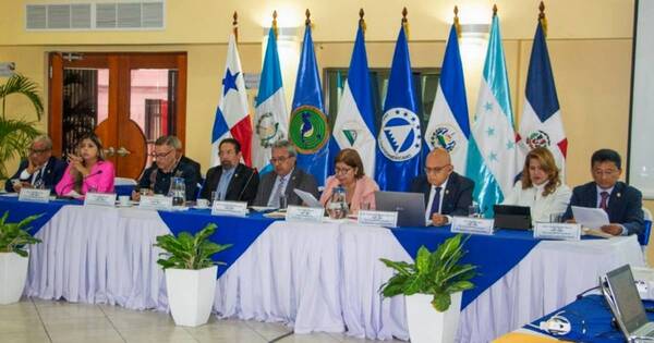 La Nación / Critican expulsión de Taiwán del Parlacen
