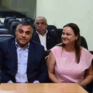 Confirman fecha para juicio oral de Díaz Verón y su esposa