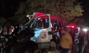 Diario HOY | Triple choque deja como saldo cuatro heridos de gravedad