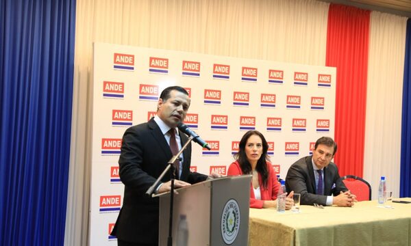 Titular de la ANDE resalta que sistema eléctrico paraguayo está en mejores condiciones de cara a la revisión del Anexo C