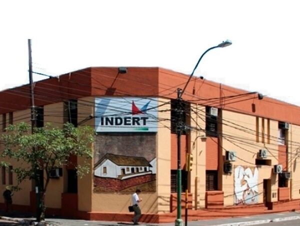 Titulación de inmuebles tardaría 132 años con el método actual, según Indert · Radio Monumental 1080 AM