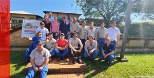 FUNCIONARIOS DE LA ANDE DENUNCIAN PRECARIEDAD Y PROTESTAN CONTRA LA SUPERINTENDENCIA DE JUBILACIONES