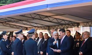 Comandante pide voto de confianza para la policía y renueva compromiso de mejorar la institución
