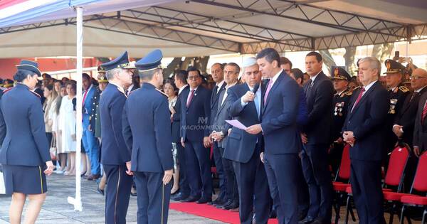 La Nación / Carlos Benítez asume la comandancia de la Policía Nacional