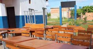 La Nación / Abrieron boquetes en una escuela para robar tres cajas de leche