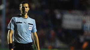 Los árbitros para el primer combo de la Albirroja
