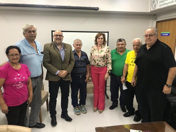 Conformidad luego de reunión de jubilados con autoridades del IPS | 1000 Noticias