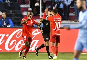 Enner Valencia sella la victoria de Internacional en La Paz - Fútbol Internacional - ABC Color