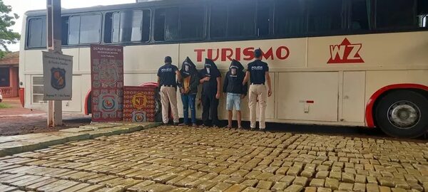 Piden juicio para tres presuntos narcos que cayeron con unos 1.000 kilos de marihuana - ABC en el Este - ABC Color