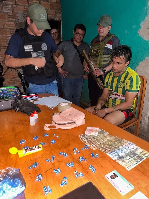 San Ignacio: detienen a joven de 26 años con 102 dosis de cocaína - Nacionales - ABC Color