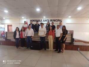 Junta Municipal rindió homenaje a basquetbolista de destacada trayectoria - Radio Imperio 106.7 FM