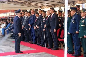 Ministro Enrique Riera anuncia el fin de la era de los padrinos políticos en la Policía - Policiales - ABC Color