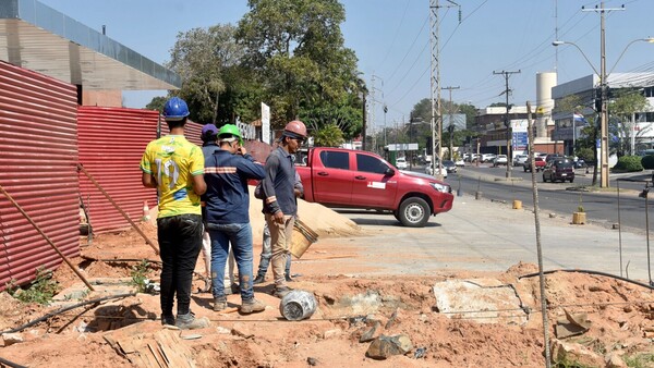 Vecinos piden auditar permisos ante imparable proliferación de gasolineras.