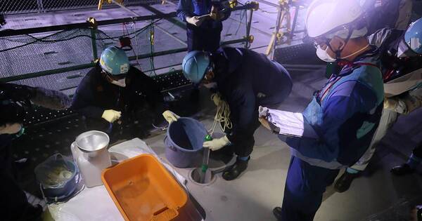 La Nación / Japón mide radiactividad antes de verter agua de Fukushima