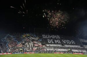 Conmebol sancionó y advirtió a Olimpia por el recibimiento ante Flamengo - Olimpia - ABC Color