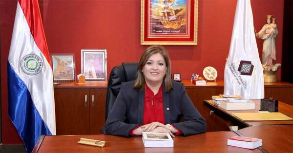 Se investiga a la exfiscal general por presunta lesión de confianza - Judiciales.net