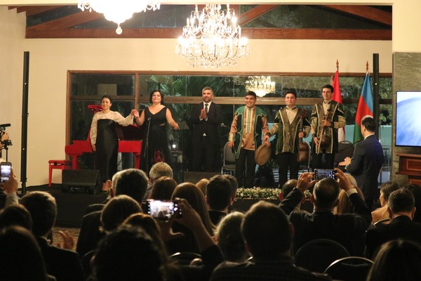 Concierto de mugham azerbaiyano, Patrimonio Inmaterial de la Humanidad, en Asunción - El Independiente