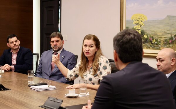 Círculo de Médicos rechaza posible fusión entre IPS y Ministerio de Salud - MarketData