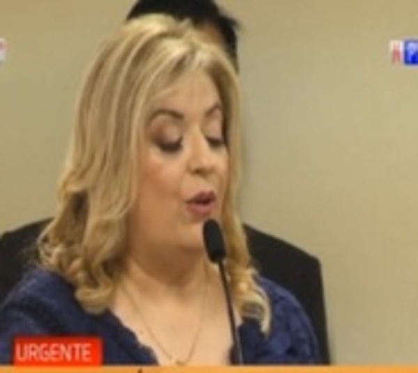 Denuncian por lesión de confianza a Sandra Quiñónez - Paraguay.com