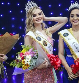 Andrea Ruiz fue coronada Miss Teen Emperatriz Paraguay 2023 - Gente - ABC Color
