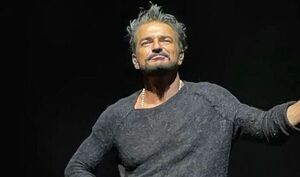Ricardo Arjona anuncia la despedida de su exitosa gira "Blanco y Negro Tour"