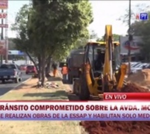 Pesado tránsito sobre Mariscal López por obras de Essap - Paraguay.com