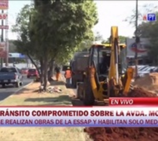 Pesado tránsito sobre Mariscal López por obras de Essap - Paraguay.com