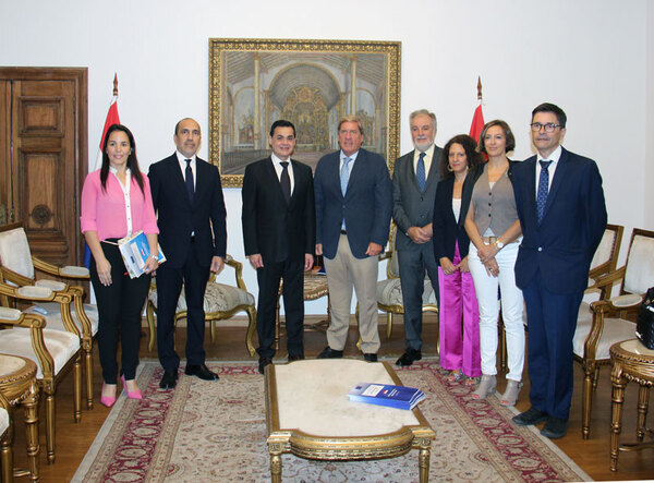 Canciller recibió informe final de la misión de observación electoral de la UE - .::Agencia IP::.