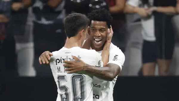 Corinthians vence con lo justo a Estudiantes