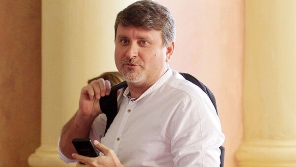 Petropar: Para Lichi eran "necesarios" los cientos de contratados en su época