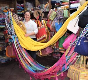 SNC declara patrimonio cultural inmaterial nacional las artesanías textiles de Carapeguá - Nacionales - ABC Color