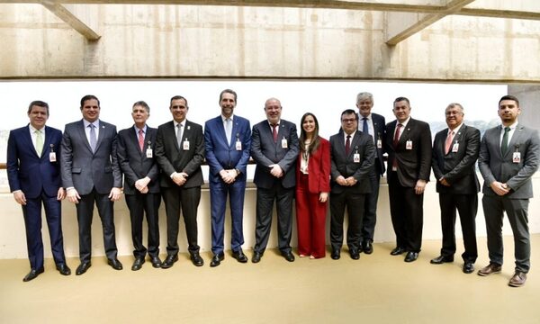 Miembros paraguayos del Directorio Ejecutivo de ITAIPU participan de primera reunión oficial