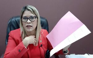 Imputan a cuatro policías por extorsionar a una pareja