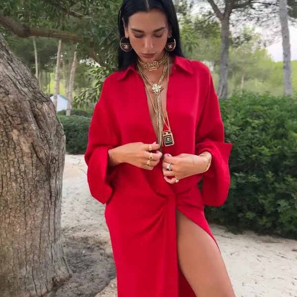 Dua Lipa celebró sus 28 años con un impactante look “Lady in red” - Gente - ABC Color