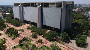 Tras casi un año y en contexto internacional más favorable, el BCP reduce a 8,25% su tasa de interés - MarketData