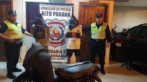 Capturan a presuntos motochorros que hirieron a una joven por resistirse al robo - ABC en el Este - ABC Color