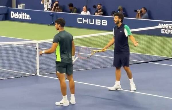 [VIDEO] Sebastián Yatra sorprende como tenista en el US Open