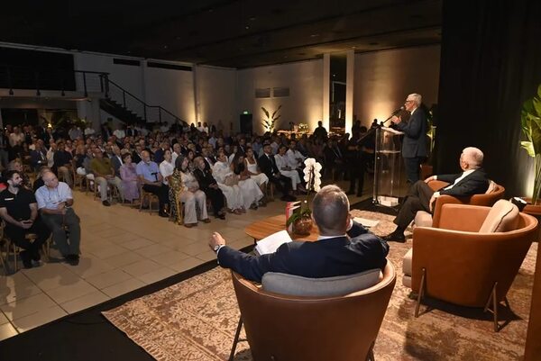 Memorias de Conrado Pappalardo revelan décadas de política nacional - Política - ABC Color
