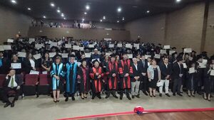 250 egresados recibieron títulos en acto de Graduación de la FHyCE de la UNC