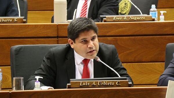 Ex gobernador de Concepción alega que "profesionales" asaltaron su domicilio