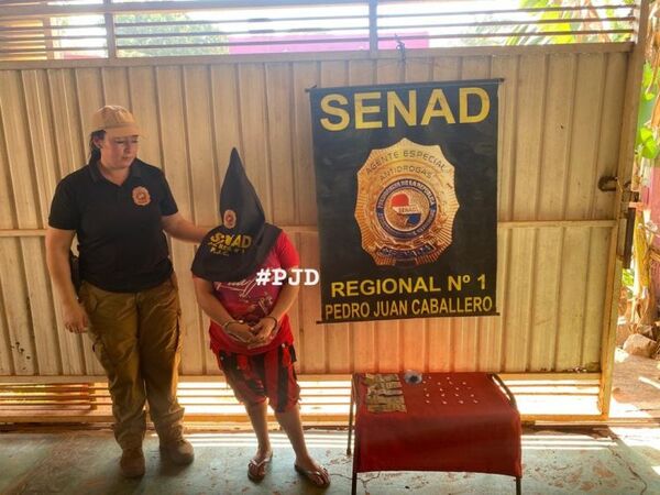 Mujer cae durante allanamiento de vivienda de la Senad en la fracción Mangal