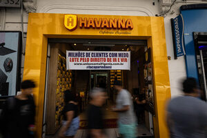 Persianas cerradas en las tiendas del centro de São Paulo por el tráfico de drogas - MarketData