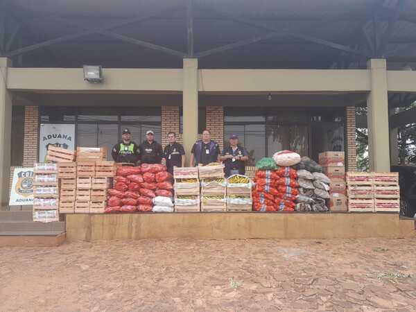 Decomisan gran cantidad de mercaderías de contrabando en Trinidad