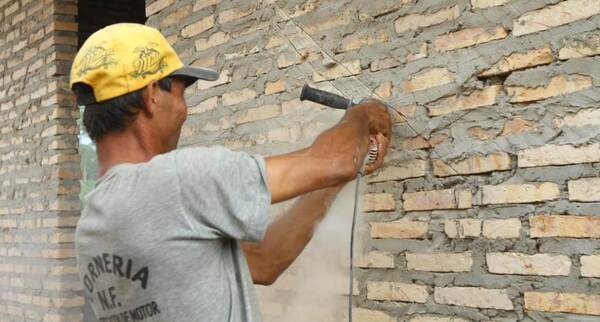 Proyecto de ampliación y remodelación de viviendas beneficia a 2.368 familias de Lambaré y Ñemby