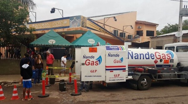 Diario HOY | Gas más barato trae alivio a cocineras de comederos