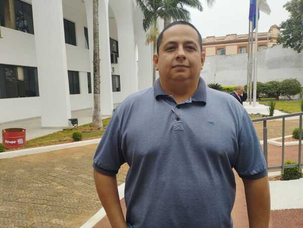 El Policlínico San Miguel recibió nuevas máquinas para laboratorio.