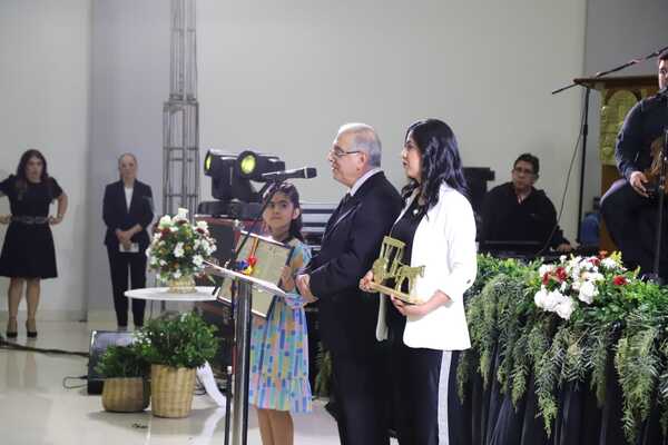 Realizaron entrega de los Premios Karumbé 2023