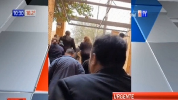 Amenaza de bomba en el Palacio de Justicia de Caacupé - Noticias Paraguay