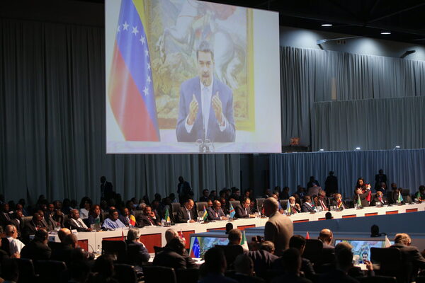 Nicolás Maduro pide a los BRICS aceptar a países de la OPEP para dominar el mercado petrolero - MarketData