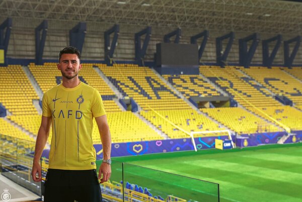 Versus / El defensor Aymeric Laporte fichó por el Al-Nassr de Cristiano Ronaldo